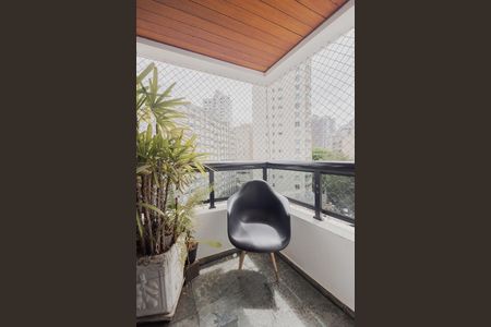 Varanda de apartamento à venda com 2 quartos, 55m² em Jardins, São Paulo