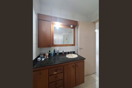 Apartamento à venda com 120m², 3 quartos e 2 vagasBanheiro