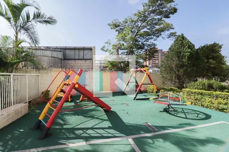 Apartamento à venda com 120m², 3 quartos e 2 vagasÁrea comum - Playground