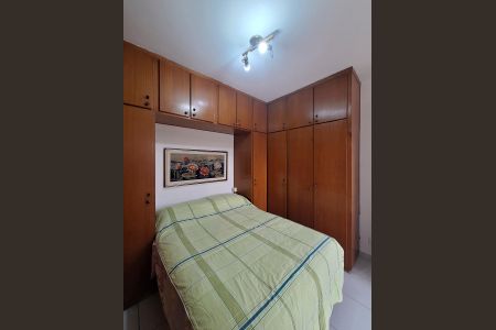 Apartamento à venda com 120m², 3 quartos e 2 vagasQuarto 3