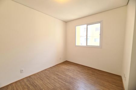 Quarto 2 de apartamento para alugar com 2 quartos, 33m² em Vila Graciosa, São Paulo