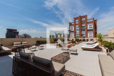 Studio à venda com 25m², 1 quarto e sem vaga Studio à venda com 25m², 1 quarto e sem vagaÁrea Comum - Rooftop