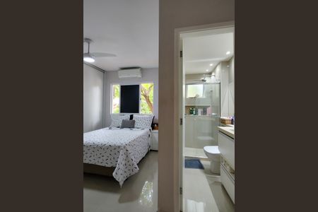 Casa de condomínio à venda com 200m², 3 quartos e 4 vagasQuarto 1 - Suíte 