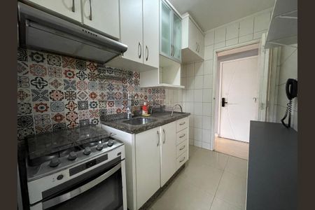 Apartamento à venda com 57m², 2 quartos e 2 vagasCozinha