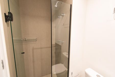 Studio para alugar com 55m², 1 quarto e 1 vaga Studio para alugar com 55m², 1 quarto e 1 vagaBanheiro