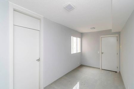 Sala de apartamento à venda com 2 quartos, 40m² em Bonsucesso, Rio de Janeiro