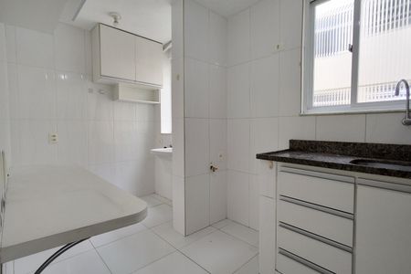 Apartamento à venda com 70m², 2 quartos e 1 vagaCozinha - Armários