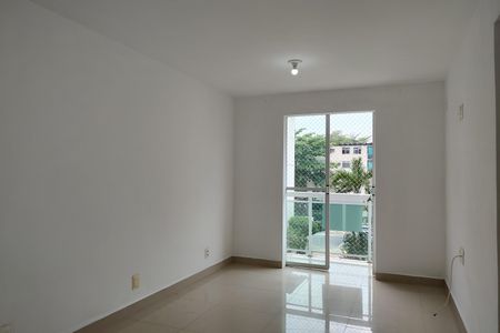 Sala de apartamento à venda com 2 quartos, 70m² em Taquara, Rio de Janeiro