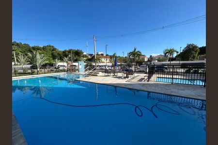 Apartamento à venda com 47m², 2 quartos e sem vagaÁrea comum - Piscina