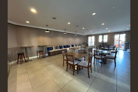 Apartamento à venda com 47m², 2 quartos e sem vagaÁrea comum - Salão de festas