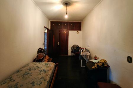 Casa à venda com 200m², 3 quartos e 4 vagasQuarto 2