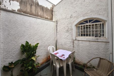 Casa à venda com 200m², 3 quartos e 4 vagasÁrea de Luz