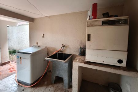 Casa à venda com 200m², 3 quartos e 4 vagasÁrea de Serviço