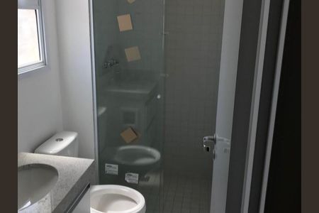 Banheiro da Suíte de apartamento para alugar com 2 quartos, 57m² em Jardim Pauliceia, Campinas