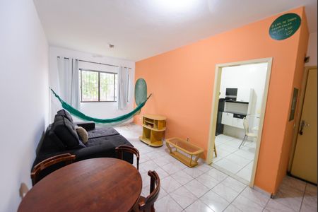 Sala de apartamento para alugar com 2 quartos, 69m² em Vila São José, Taubaté
