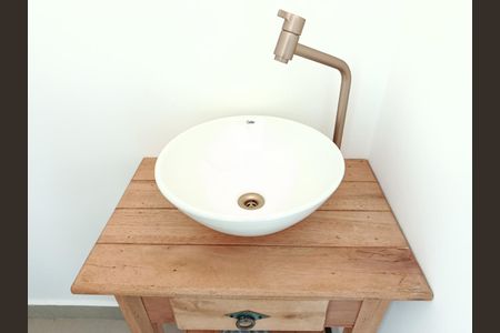 Casa à venda com 150m², 3 quartos e 2 vagasLavabo