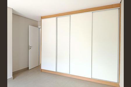 Casa à venda com 150m², 3 quartos e 2 vagasSuíte 1