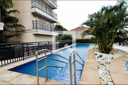 Apartamento para alugar com 65m², 2 quartos e 1 vaga Apartamento para alugar com 65m², 2 quartos e 1 vagaÁrea comum - Piscina