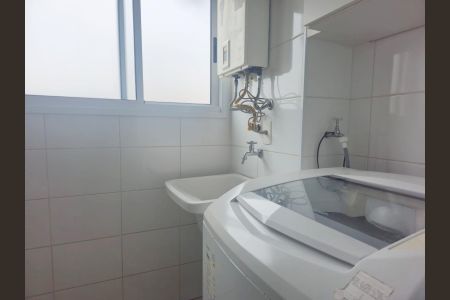 Apartamento para alugar com 65m², 2 quartos e 1 vaga Apartamento para alugar com 65m², 2 quartos e 1 vagaCozinha e Área de Serviço