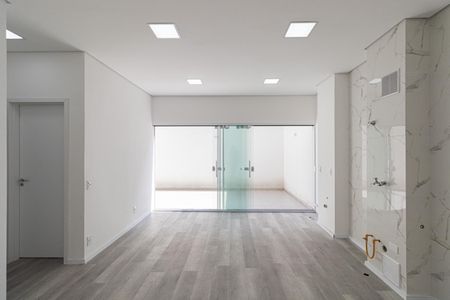 Apartamento à venda com 70m², 2 quartos e 1 vagaSala/Cozinha/Área de Serviço 