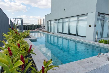 Studio para alugar com 27m², 1 quarto e sem vagaPiscina