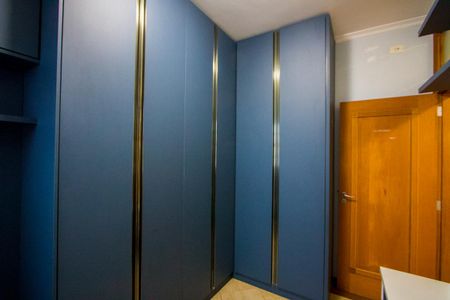 Casa à venda com 250m², 4 quartos e 2 vagasQuarto 2