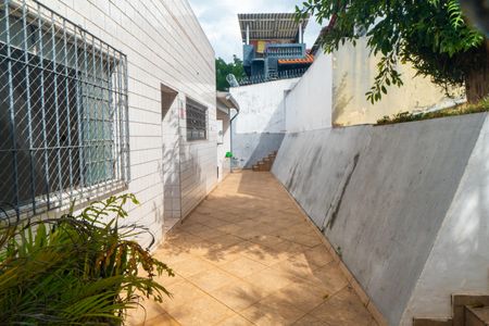 Casa à venda com 267m², 5 quartos e 8 vagasCasa 2 - Vista do Quarto 2