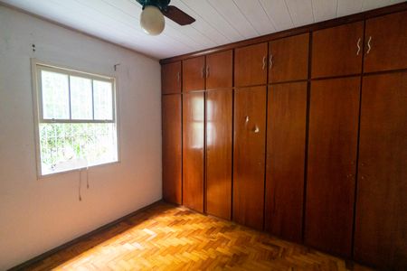 Casa à venda com 267m², 5 quartos e 8 vagasCasa 2 - Quarto 1