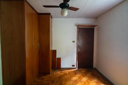 Casa à venda com 267m², 5 quartos e 8 vagasCasa 2 - Quarto 1