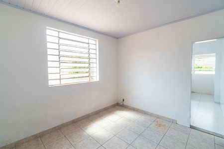 Casa 1 - Sala de casa à venda com 5 quartos, 267m² em Vila Fachini, São Paulo