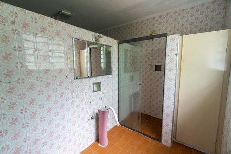 Casa à venda com 267m², 5 quartos e 8 vagasCasa 2 - Banheiro da Suíte