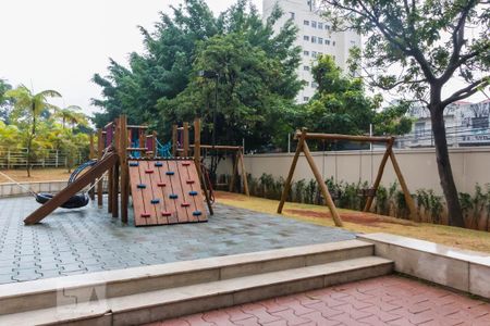 Apartamento para alugar com 187m², 3 quartos e 3 vagasÁrea comum - Playground