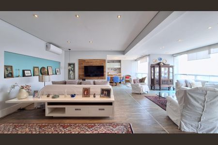 Apartamento para alugar com 187m², 3 quartos e 3 vagasSala