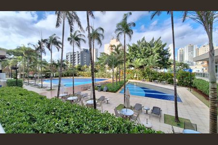 Apartamento para alugar com 187m², 3 quartos e 3 vagasÁrea comum - Piscina