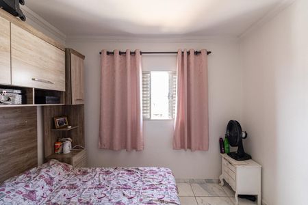 Casa à venda com 100m², 3 quartos e 2 vagas Casa à venda com 100m², 3 quartos e 2 vagasSuíte