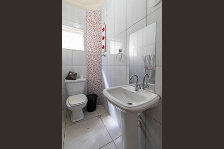 Casa à venda com 100m², 3 quartos e 2 vagas Casa à venda com 100m², 3 quartos e 2 vagasLavabo