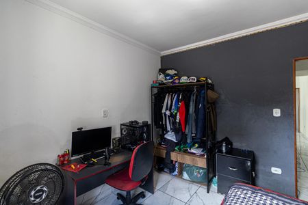 Casa à venda com 100m², 3 quartos e 2 vagas Casa à venda com 100m², 3 quartos e 2 vagasQuarto 2