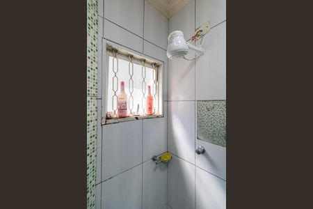 Casa à venda com 100m², 3 quartos e 2 vagas Casa à venda com 100m², 3 quartos e 2 vagasBanheiro Suíte