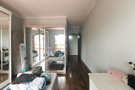 Casa à venda com 1125m², 5 quartos e 8 vagasSuíte 1