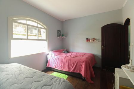 Casa à venda com 1125m², 5 quartos e 8 vagasQuarto 2