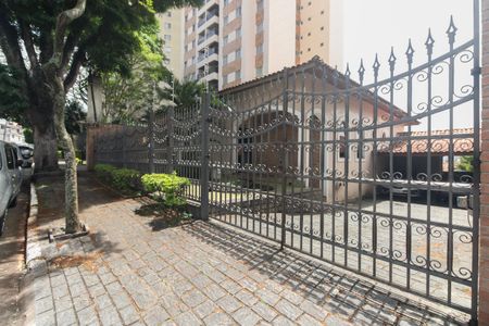 Casa à venda com 1125m², 5 quartos e 8 vagasFachada