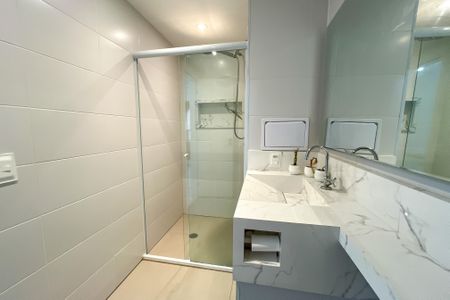 Studio para alugar com 27m², 1 quarto e sem vaga Studio para alugar com 27m², 1 quarto e sem vagaBanheiro