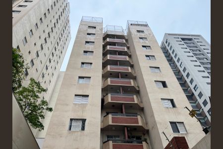 Apartamento à venda com 65m², 3 quartos e 1 vaga Apartamento à venda com 65m², 3 quartos e 1 vagaFachada