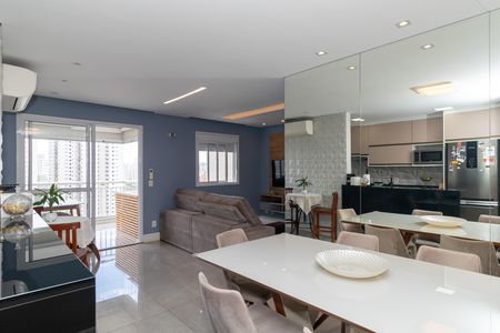 Apartamento para alugar com 79m², 2 quartos e 1 vaga Apartamento para alugar com 79m², 2 quartos e 1 vagaSala