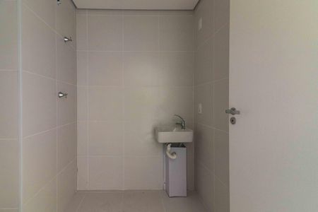 Studio à venda com 26m², 1 quarto e sem vaga Studio à venda com 26m², 1 quarto e sem vagaBanheiro