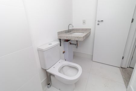 Apartamento à venda com 157m², 3 quartos e 2 vagas Apartamento à venda com 157m², 3 quartos e 2 vagasBanheiro da Suíte 1