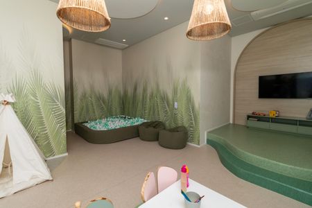 Apartamento à venda com 157m², 3 quartos e 2 vagas Apartamento à venda com 157m², 3 quartos e 2 vagasÁrea Comum - Brinquedoteca