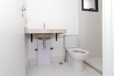 Apartamento à venda com 157m², 3 quartos e 2 vagas Apartamento à venda com 157m², 3 quartos e 2 vagasBanheiro da Suíte 2