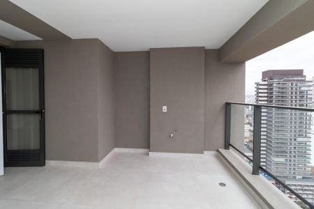 Apartamento à venda com 157m², 3 quartos e 2 vagas Apartamento à venda com 157m², 3 quartos e 2 vagasVaranda da Sala