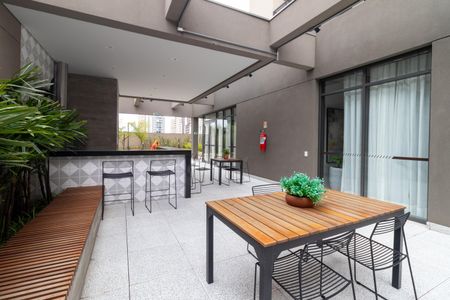 Apartamento à venda com 157m², 3 quartos e 2 vagas Apartamento à venda com 157m², 3 quartos e 2 vagasÁrea Comum - Churrasqueira